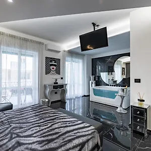 Bed and breakfast Prezioso &, Lecce