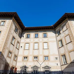 https://maison-santa-croce.it-tuscanyhotel.com
